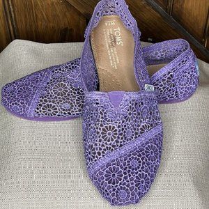 TOMS Women's Lavender Alpargata Crochet Lace Slip Ons Size 7.5~ SO CUTE!!!